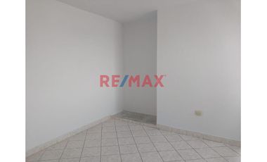 Linda Casa En Chimbote. Florida Baja ID 1088238