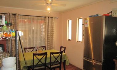 SE VENDE CASA EN SECTOR CENTRO DE CURACAVI .