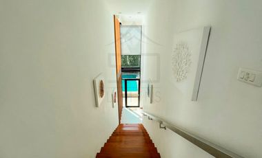 Brand new beachfront villa for rent available from April.
