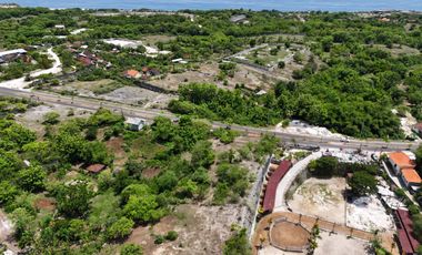 Tanah Pemandangan Laut Jalan Utama dekat Pantai Gunung Payung