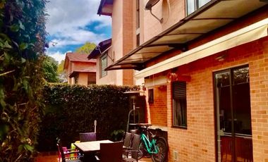 VENDO CASA EN CONJUNTO CERRADO TIERRA VIVA, CAJICA CUNDINAMARCA, COLOMBIA.