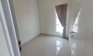 Rumah Dijual 2 lantai Compact House Mewah Modern Dengan Design Terbaru Split Level Dekat Stasiun Depok Baru Dekat Stasiun Depok Lama Cluster Medina To