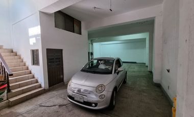 EDIFICIO en Venta.  DOS DEPARTAMENTOS.  Barrio 18. Xochimilco.