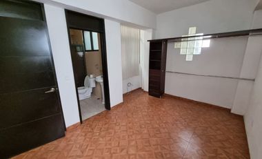 EDIFICIO en Venta.  DOS DEPARTAMENTOS.  Barrio 18. Xochimilco.