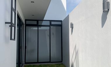 ESTRENA PRACTICA CASA EN VENTA EN BOSQUE REAL