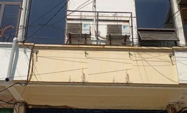 Disewakan Ruko 3 lantai di Ngagel Jaya Indah, Surabaya