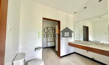 Spacious Four Bedroom House with Pool For Rent in Mandaue
