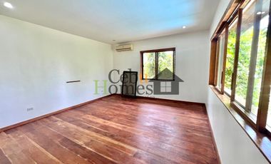 Spacious Four Bedroom House with Pool For Rent in Mandaue