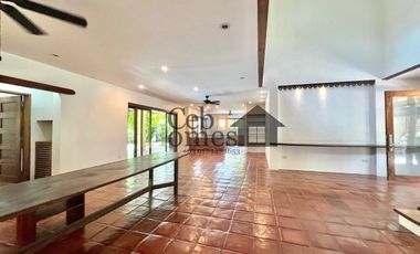 Spacious Four Bedroom House with Pool For Rent in Mandaue