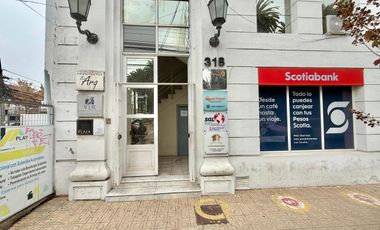 Se vende oficina céntrica, frente a Plaza de Armas de Curicó