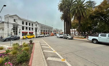 Se vende oficina céntrica, frente a Plaza de Armas de Curicó