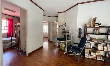 South Green Park Village Corner House and Lot in Merville, Parañaque City Nr. RESORT WORLD MANILA, SM SUCAT, SM BICUTAN