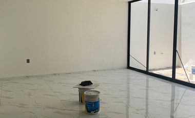 CASA EN VENTA EN COTO BIZANTINO