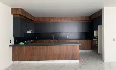 CASA EN VENTA EN COTO BIZANTINO