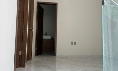 CASA EN VENTA EN COTO BIZANTINO