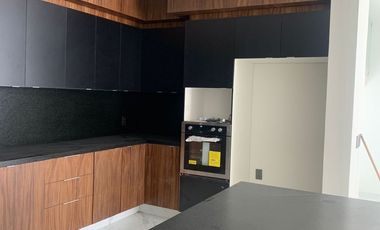 CASA EN VENTA EN COTO BIZANTINO