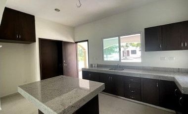 CASA EN RENTA EN CONKAL MERIDA