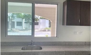 CASA EN RENTA EN CONKAL MERIDA