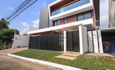 3 storey Brandnew Zen Type House for Sale inside the Capitol Hills Golf and Country Club Subdivision, Quezon City