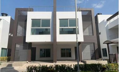 Elegante casa campestre en Exclusivo sector de Santa Marta. Altos de Mamancana