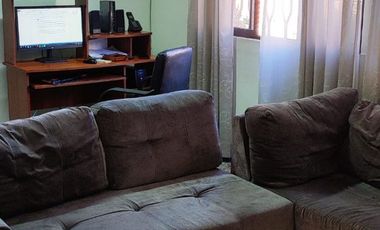 VENDO CÓMODA Y AMPLIA CASA EN SANTA MÓNICA