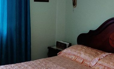 VENDO CÓMODA Y AMPLIA CASA EN SANTA MÓNICA