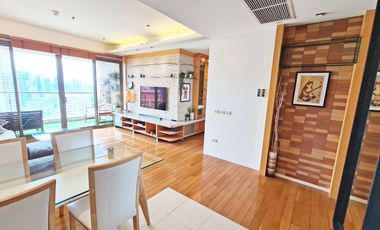 Great dea! Pet friendly 2 bedroom with unblocked city view next to the park in Asoke