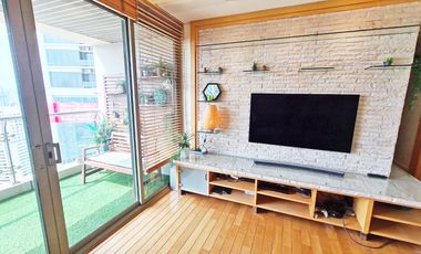 Great dea! Pet friendly 2 bedroom with unblocked city view next to the park in Asoke
