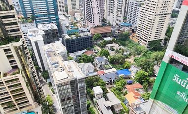 Great dea! Pet friendly 2 bedroom with unblocked city view next to the park in Asoke