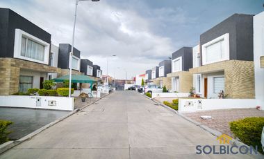 Casa en Ricuarte cercana a los bomberos y megatienda del sur de Ricauarte