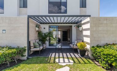 Casa en venta con Alberca a 15 minutos de Cuernavaca en Xochitepec Morelos