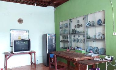 Rumah Etnik Luas Hanya 100 meter dari Perempatan Gedongkuning
