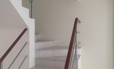 Se alquila casa en ciudad celeste