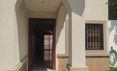 Se alquila casa en ciudad celeste