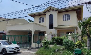 Classic Home in BF Homes, Las Piñas for ₱17M