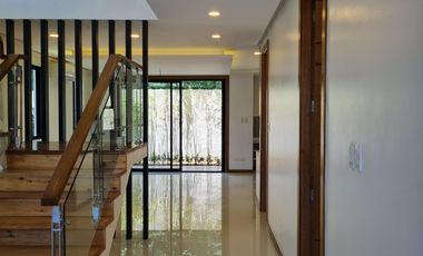Modern Design House for Sale, BF Homes.