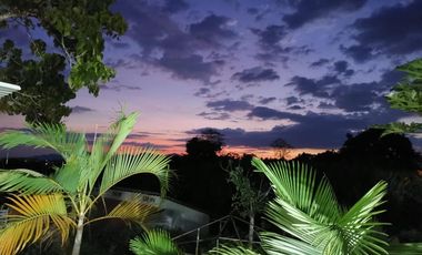 VENDO HERMOSA CASA CAMPESTRE EN LA VIA MORELIA ALCALA