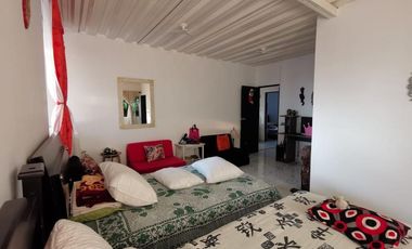 VENDO HERMOSA CASA CAMPESTRE EN LA VIA MORELIA ALCALA