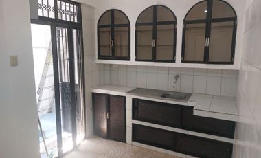 Local u oficina esquinero de alquiler, Sauces 2, Planta Baja, uso comercial