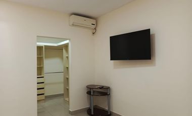 Departamento amoblado de alquiler en Urdesa Central, Planta Baja.