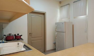 Departamento amoblado de alquiler en Urdesa Central, Planta Baja.