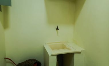 Departamento amoblado de alquiler en Urdesa Central, Planta Baja.