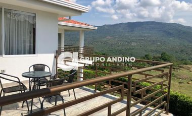 Se vende Parcela en Condominio Castilla Real - Pinchote