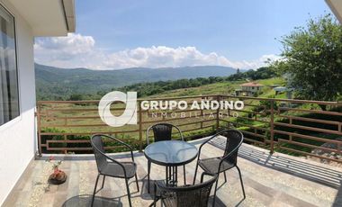 Se vende Parcela en Condominio Castilla Real - Pinchote