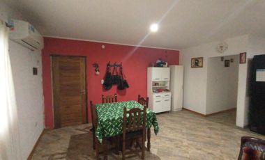 Casa cuatro dormitorios (en Magdalena, provincia de Bs As)