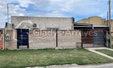 Casa cuatro dormitorios (en Magdalena, provincia de Bs As)