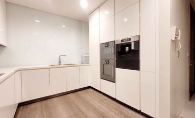 Prestigious Penthouse For Sale : Viridian Hills 5 Bedroom, Own luxury with Balconies, High Ceilings, Pool, and Elevator. Pet-friendly, 4 parking. Act 