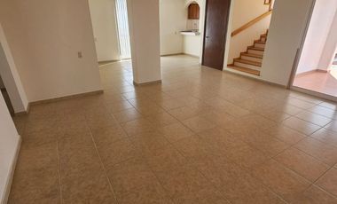 CASA EN VENTA EN IXTAPAN DE LA SAL, EDO. DE MEXICO