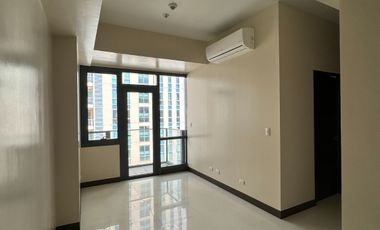 Rent to own 2 bedroom condo for sale in Florence Residences McKinley Hill near Enderun Colleges
