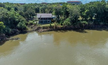 Stunning Riverside Home Phibun, Ubon Ratchathani Thailand